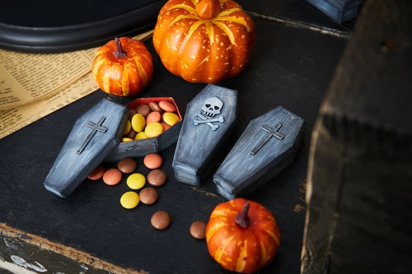 Vault Coffin Box (Tim Holtz), Stanze - Sizzix
