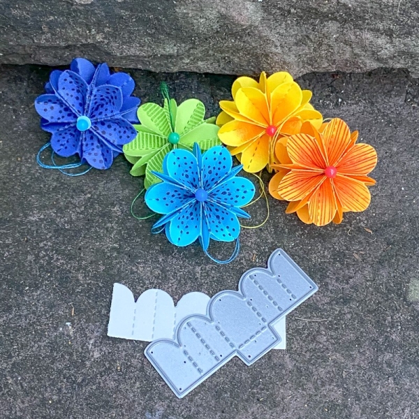 Faltblume Mini #15, Stanze - Farbton Papier