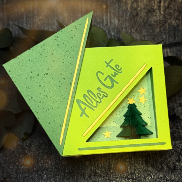 Quadratische Box mit Dreieckshülle (Groß), Stanze - Farbton Papier